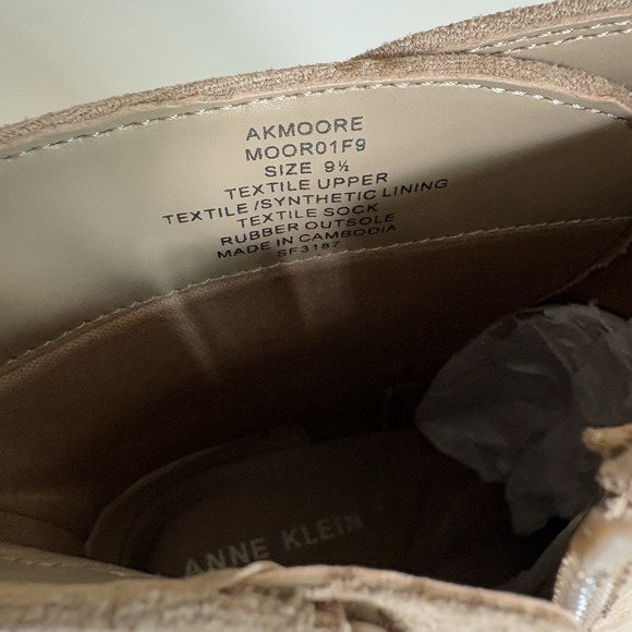ANNE KLEIN Akmoore Boot Women's Size 9.5M Sand Zip Up Bootie Boho Whimsical NIB - Picture 2 of 13